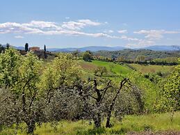 Farmhouse With Swimming Pool in Poggibonsi