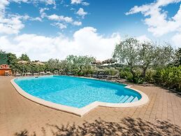 Farmhouse With Swimming Pool in Poggibonsi