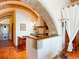 Farmhouse With Swimming Pool in Poggibonsi