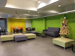 Travelers Plus - Hostel