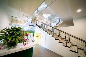 Travelers Plus - Hostel