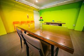 Travelers Plus - Hostel