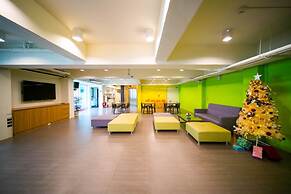 Travelers Plus - Hostel