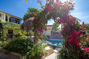 Breathtaking Family Designer Villa w/ Private Pool & Tropical Garden