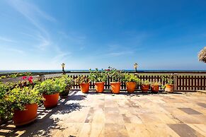 Breathtaking Family Designer Villa w/ Private Pool & Tropical Garden