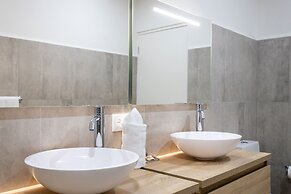 Hanchi Snoa Boutique Apartments