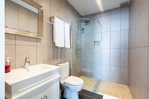 Punda City Centre Penthouse at Plaza JoJo