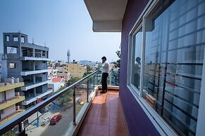 Vera by Bisque Brookefield