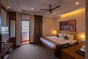 Vera by Bisque Brookefield