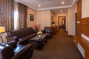 Vera by Bisque Brookefield