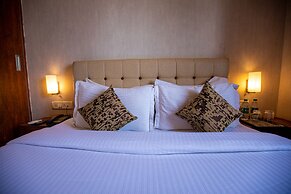 Vera by Bisque Brookefield