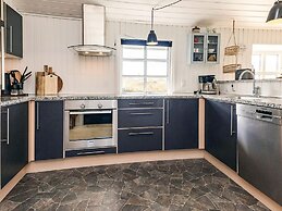 6 Person Holiday Home in Lokken-by Traum