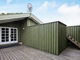 6 Person Holiday Home in Lokken-by Traum