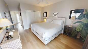 SPC 9136 - Ground Floor 2 BR short walk to beach right by pool by RedA