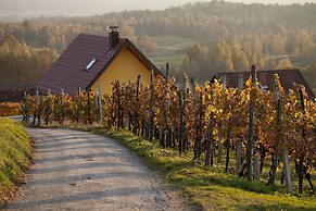 Vineyard Cottage Brodaric