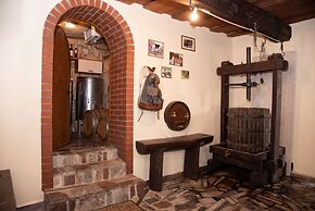 Vineyard Cottage Brodaric