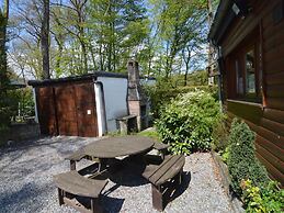 Comfortable Chalet in Petithan With Garden