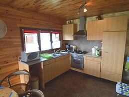 Comfortable Chalet in Petithan With Garden