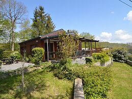 Comfortable Chalet in Petithan With Garden