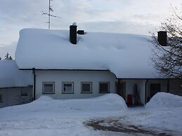 Spacious Holiday Home in Neureichenau-schimmelbach