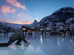 Comfortable Chalet at 1500m With Sauna