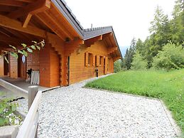 Comfortable Chalet at 1500m With Sauna