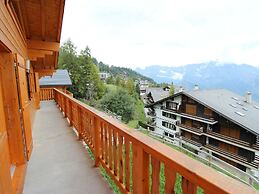 Comfortable Chalet at 1500m With Sauna