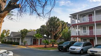 InTown Suites Extended Stay Orlando FL - South