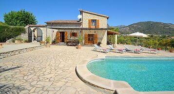 Belvilla by OYO Volta