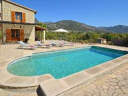 Belvilla by OYO Volta