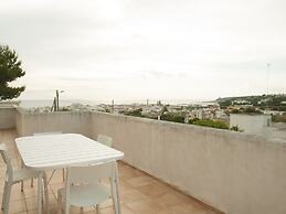 Belvilla by OYO Quattro Colonne Uno con Piscina