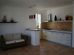 Belvilla by OYO Quattro Colonne Uno con Piscina