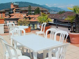 Cozy Mansion near Lake in Baveno Italy