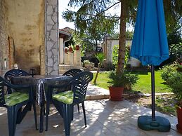 Luxurious Apartment in Sajini Croatia With Terrace