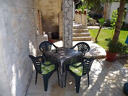 Luxurious Apartment in Sajini Croatia With Terrace