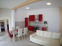 Luxurious Apartment in Sajini Croatia With Terrace
