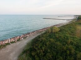 Expansive Apartment in Rosolina Mare near Beach