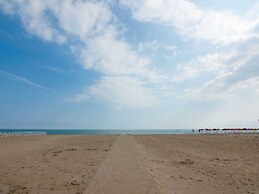 Expansive Apartment in Rosolina Mare near Beach