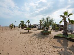 Expansive Apartment in Rosolina Mare near Beach