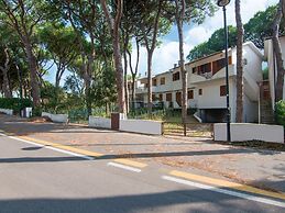 Expansive Apartment in Rosolina Mare near Beach