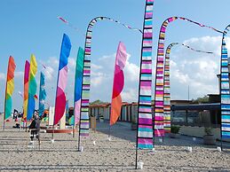 Sun Drenched Seaside Holiday Home near Venice