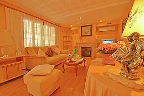 Belvilla by OYO Benestar