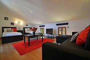 Belvilla by OYO Benestar