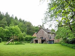 Renovated Cottage in the Middle of Nature