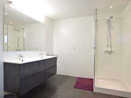 Modern Cottage in Vaux-sur-sure With Sauna