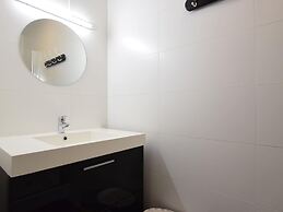 Modern Cottage in Vaux-sur-sure With Sauna