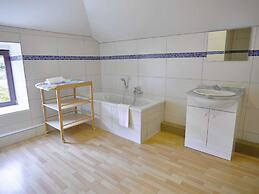 Luxurious Villa in Stoumont With Sauna