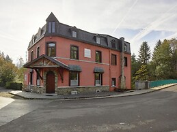 Luxurious Villa in Stoumont With Sauna