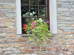 Chic Holiday Home With Garden