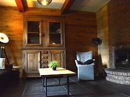 Chic Holiday Home With Garden